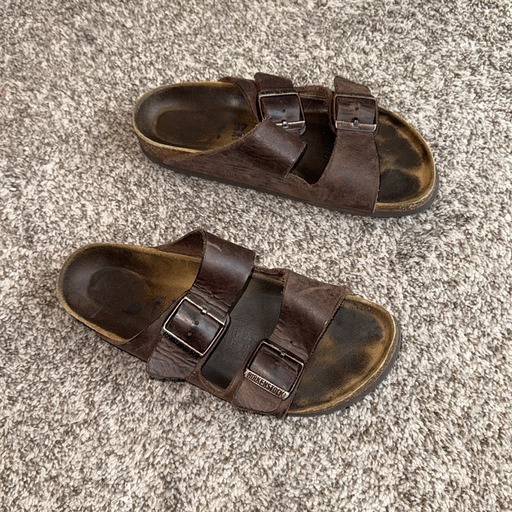 Women’s Arizona Birkenstock 37